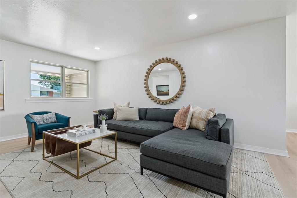 2427 NW 43rd Circle