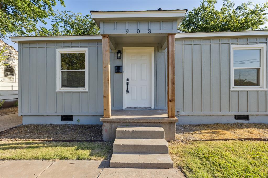 903 NW 100th Street