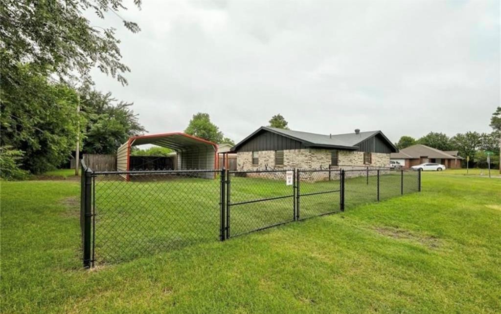 324 Hal Drive