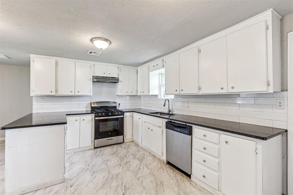10116 Le Jean Drive