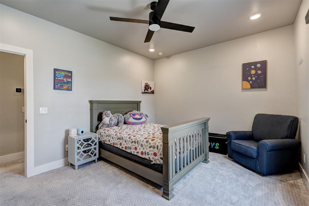 22015 Cricklewood Court