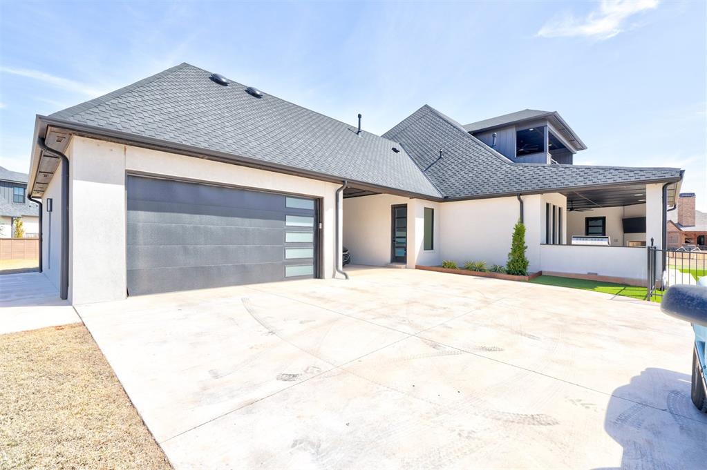 22015 Cricklewood Court