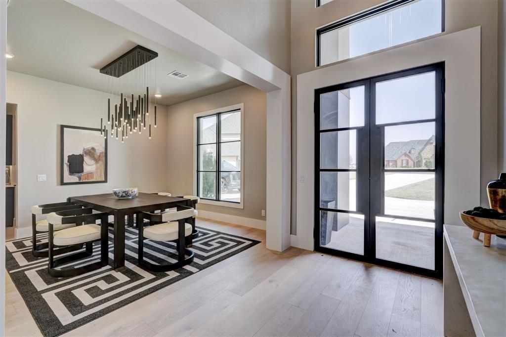 22015 Cricklewood Court