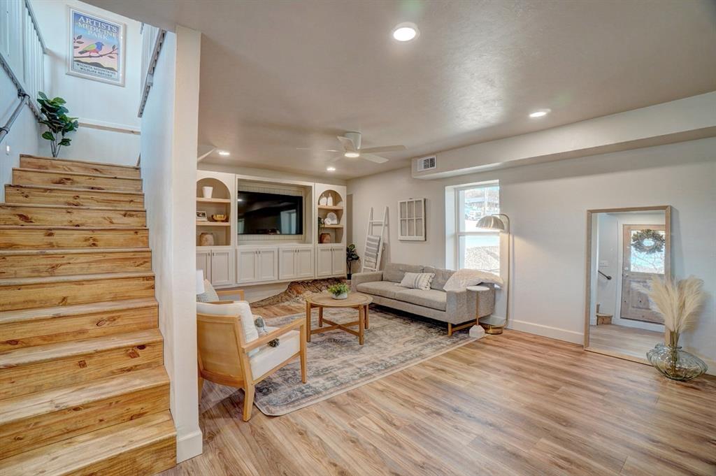 58 E Lake Drive