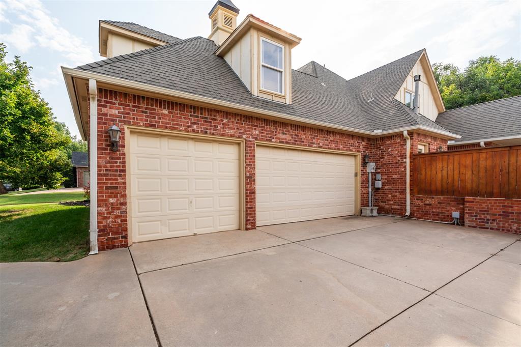 816 NW 145th Circle