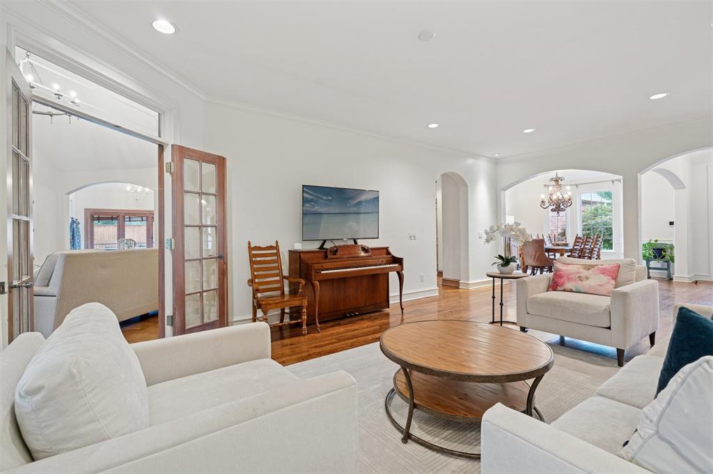 816 NW 145th Circle