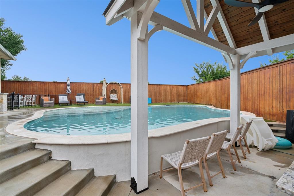 816 NW 145th Circle