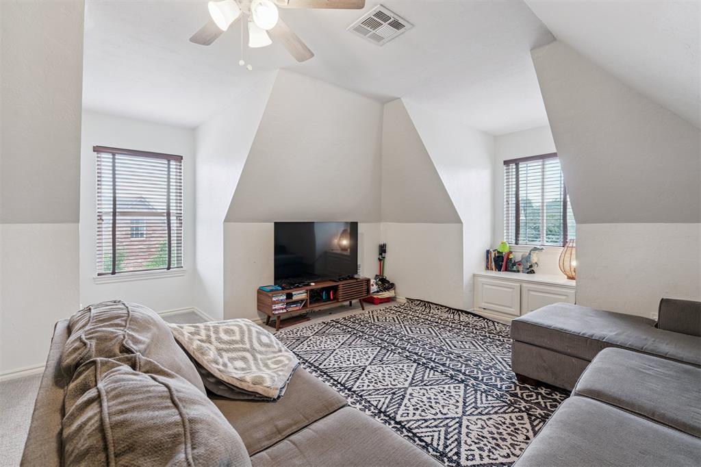 816 NW 145th Circle