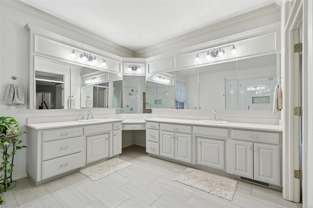 816 NW 145th Circle