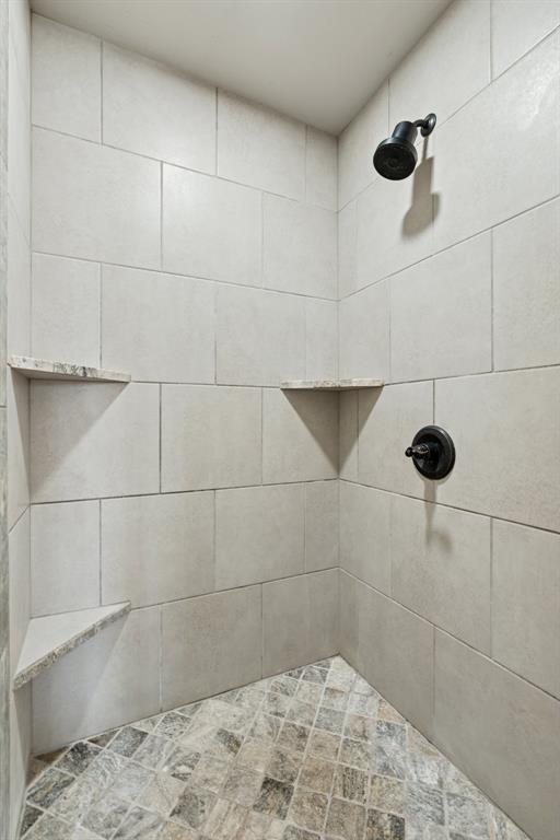 14612 Doulton Circle