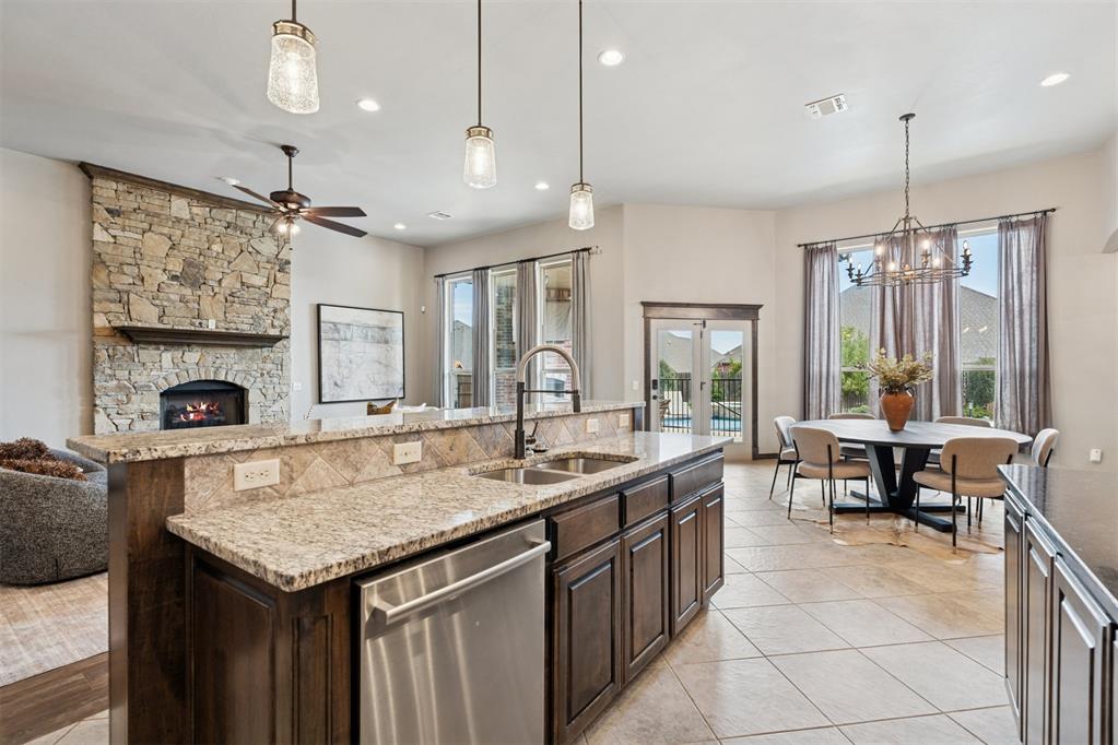 14612 Doulton Circle