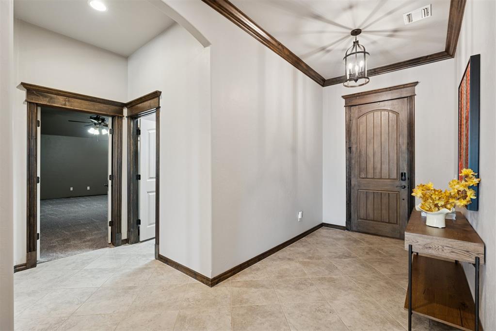 14612 Doulton Circle