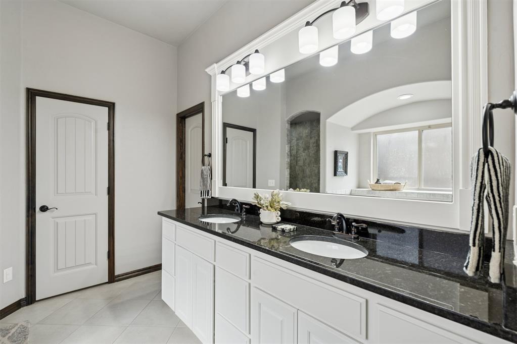 14612 Doulton Circle