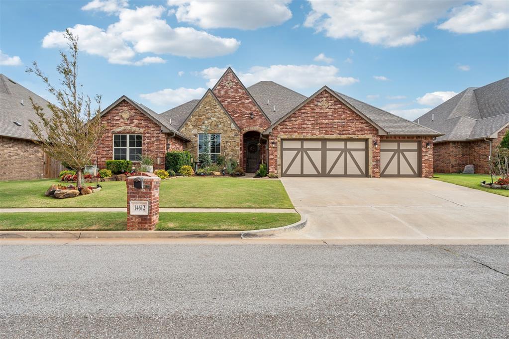 14612 Doulton Circle