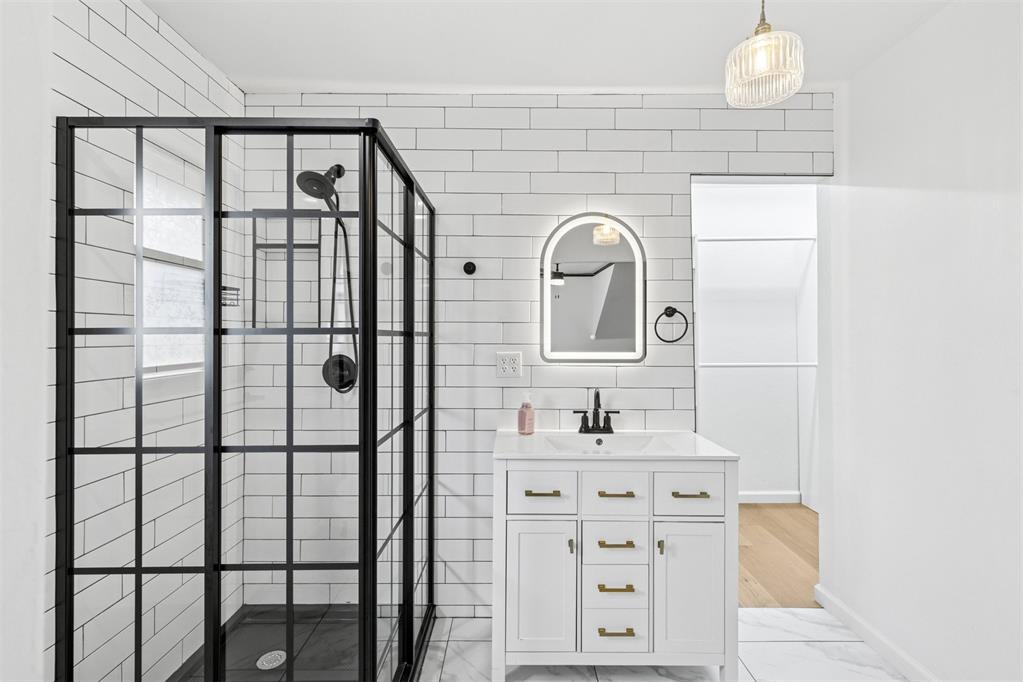 601 S Canadian Avenue