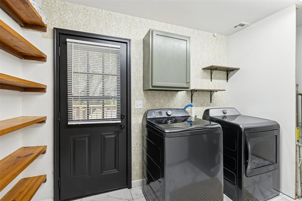 601 S Canadian Avenue