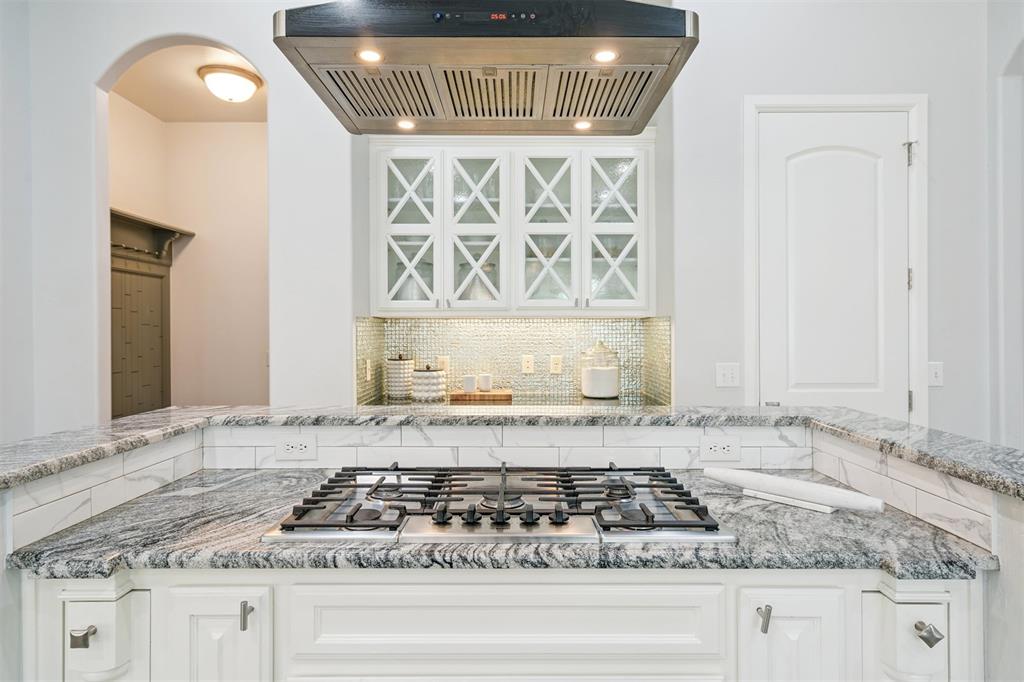 2600 Roxburgh Court
