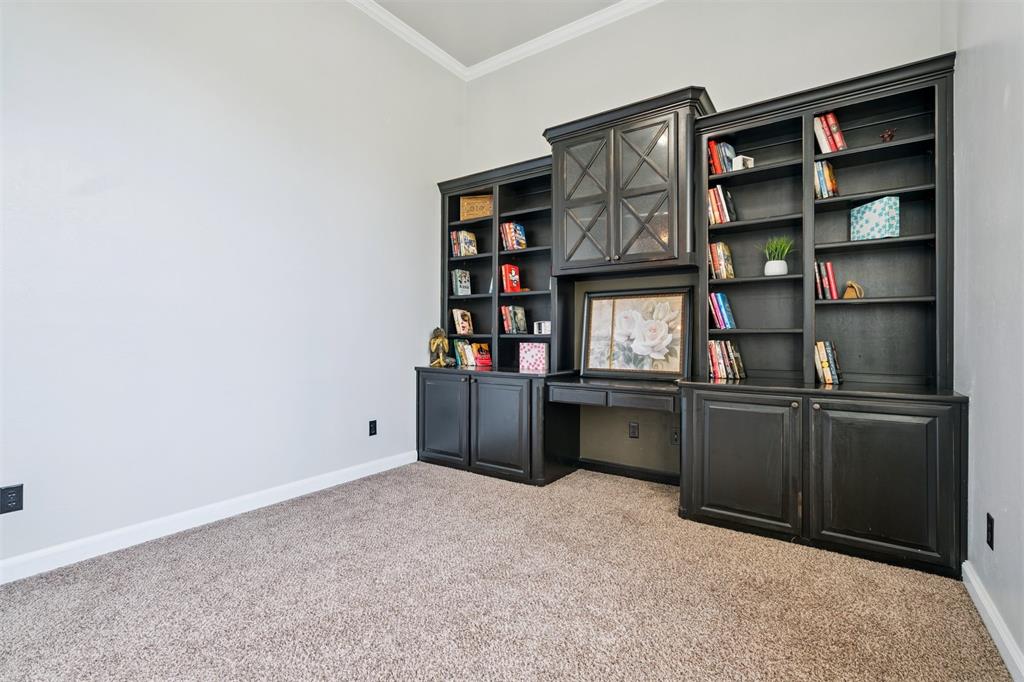 2600 Roxburgh Court