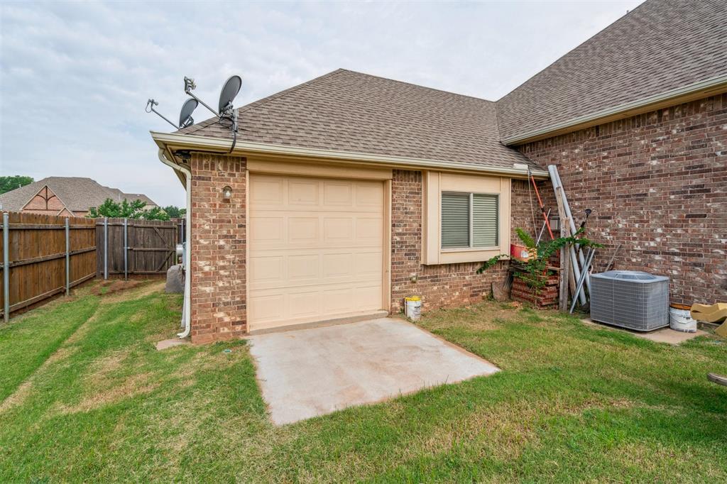 2600 Roxburgh Court