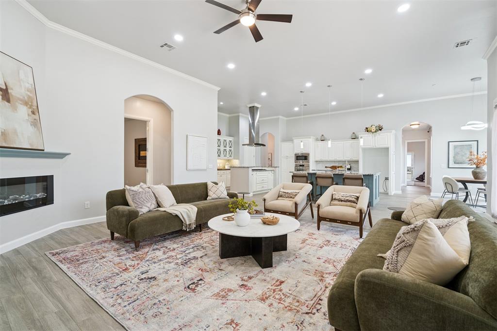 2600 Roxburgh Court