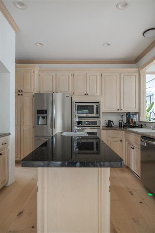 1009 Glenridge Drive