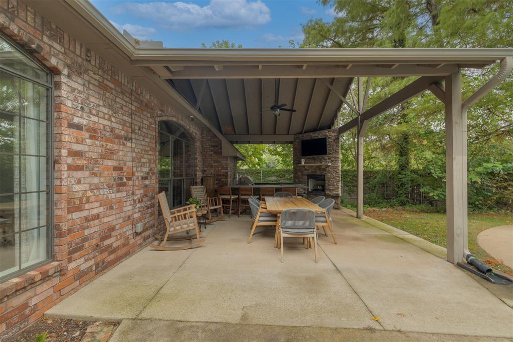 1009 Glenridge Drive