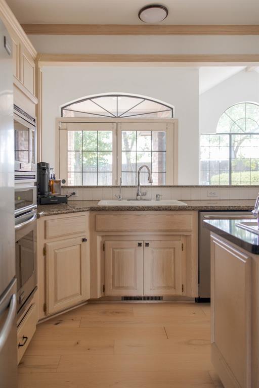 1009 Glenridge Drive