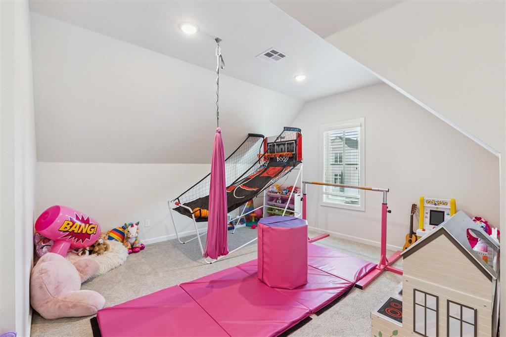 2932 Sandstone Ridge