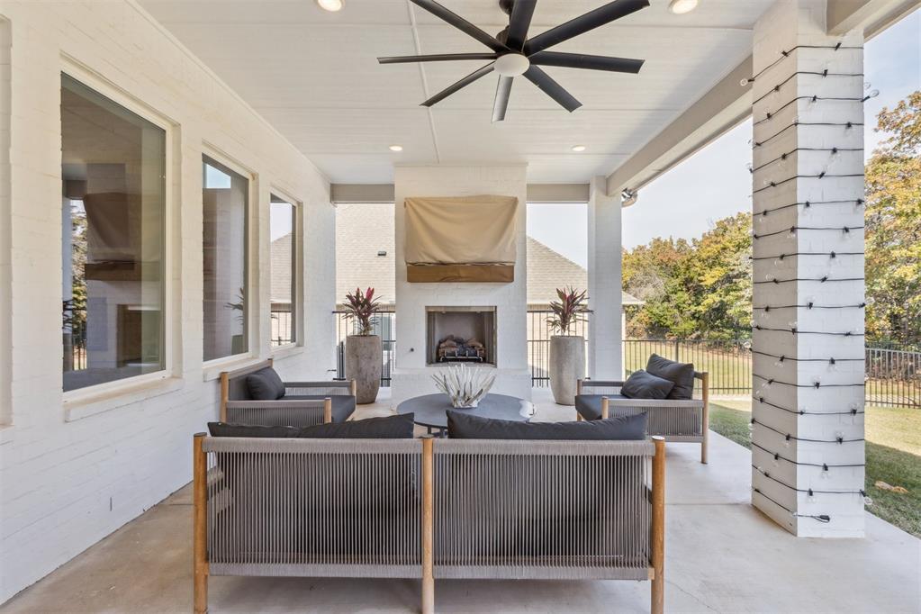 2932 Sandstone Ridge