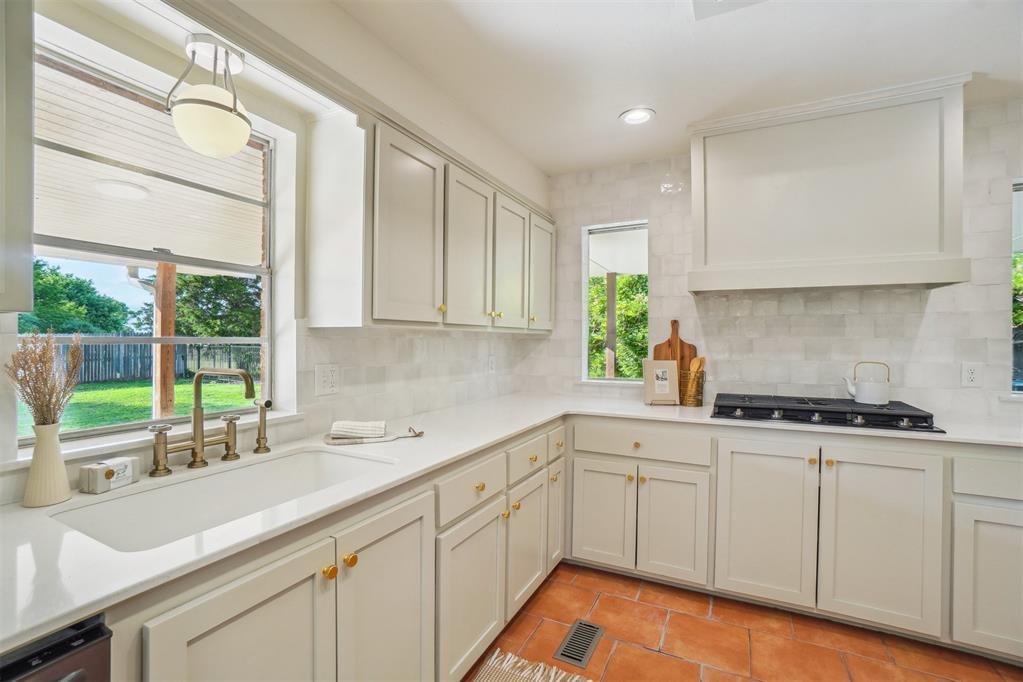 12413 Arrowhead Terrace