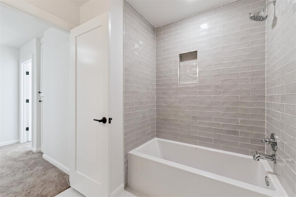 6000 Frankie Lynn Lane