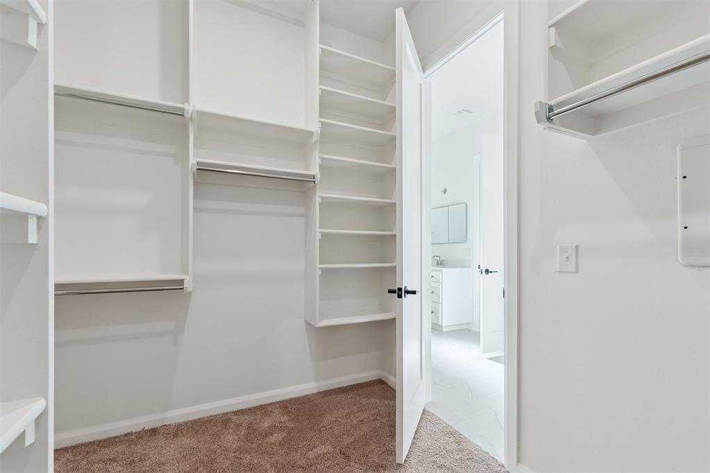 6000 Frankie Lynn Lane