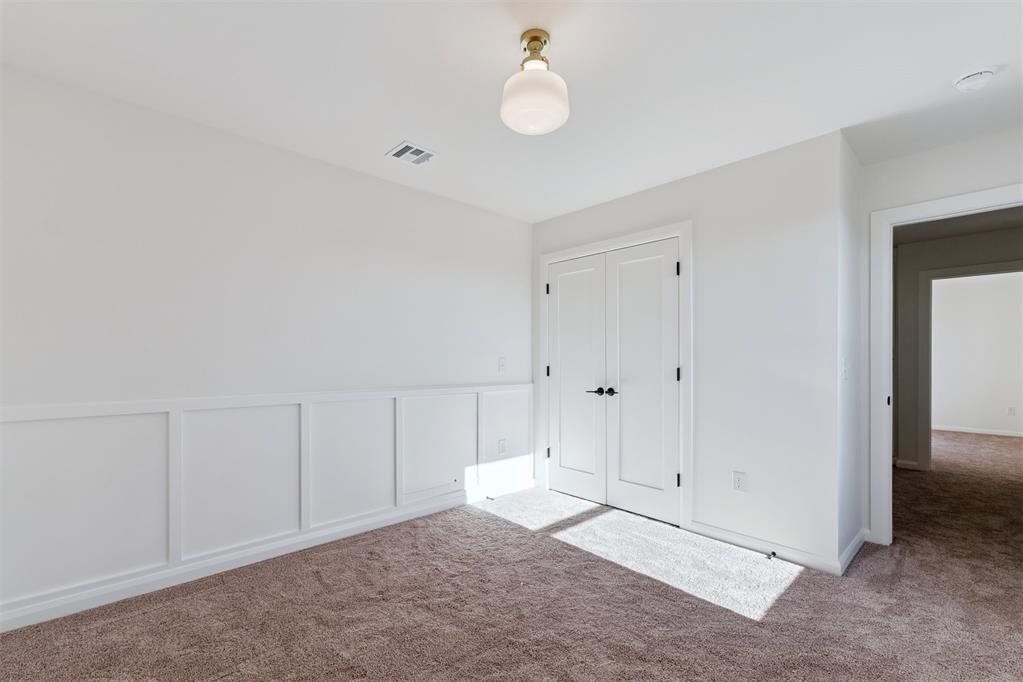 6000 Frankie Lynn Lane