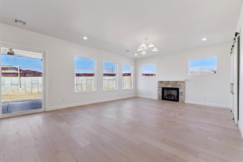 6000 Frankie Lynn Lane