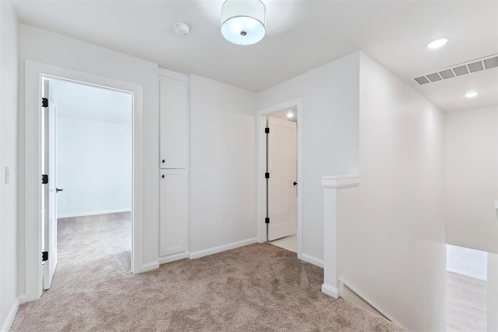 6000 Frankie Lynn Lane