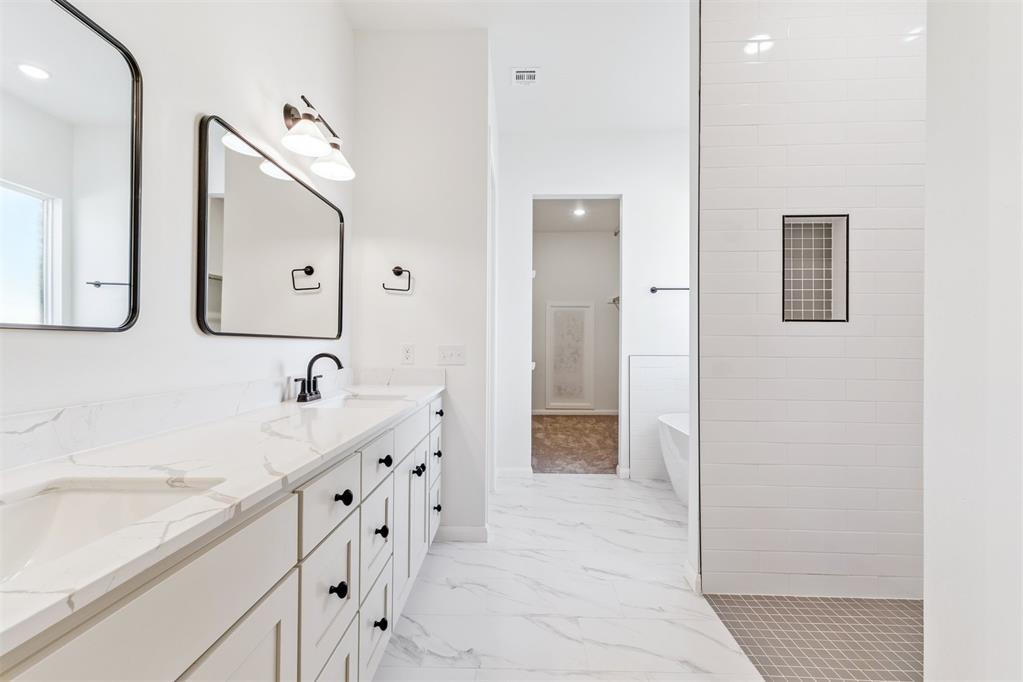 6001 Frankie Lynn Lane