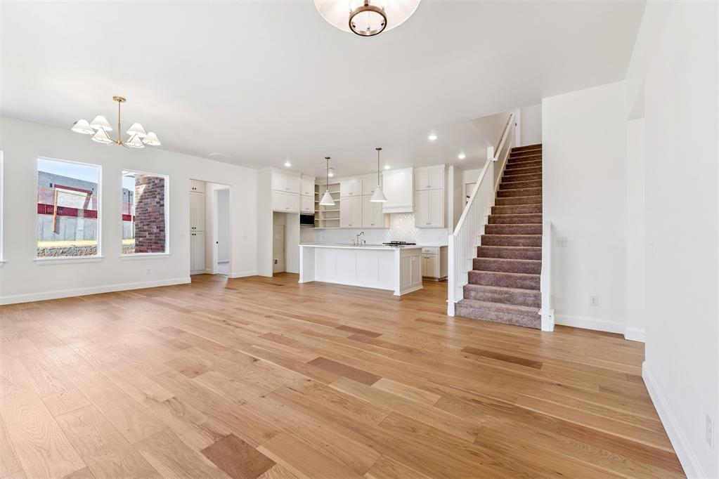 6001 Frankie Lynn Lane