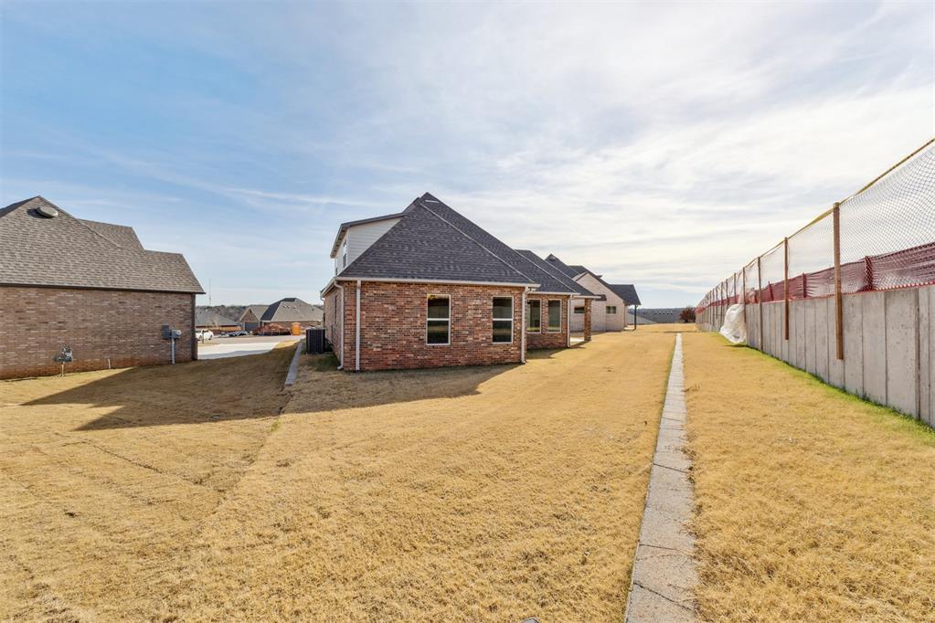 6001 Frankie Lynn Lane