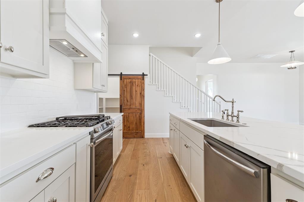 6001 Frankie Lynn Lane