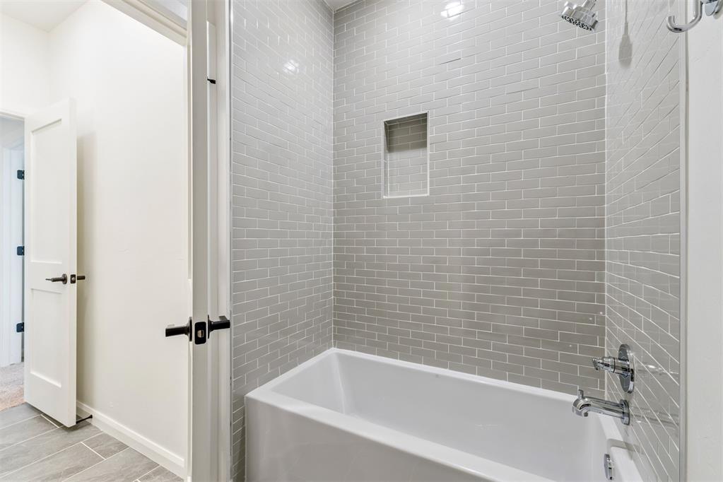 6001 Frankie Lynn Lane