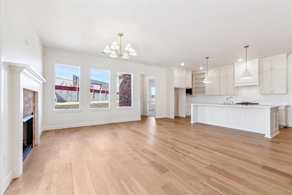 6001 Frankie Lynn Lane