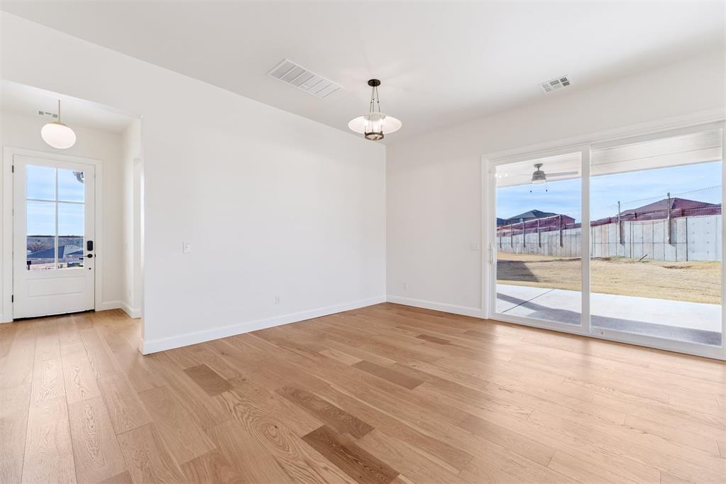 6001 Frankie Lynn Lane