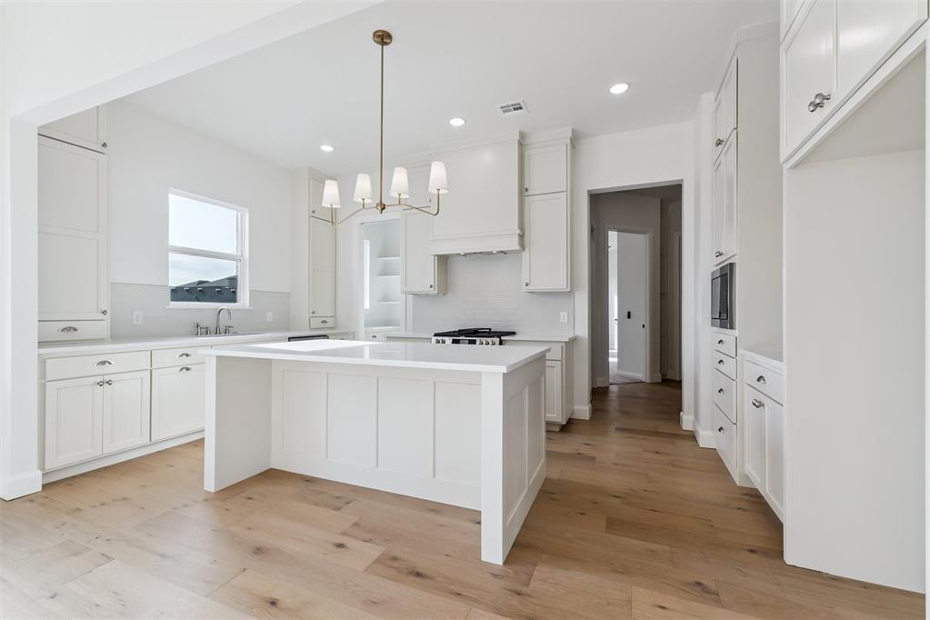 6008 Frankie Lynn Lane