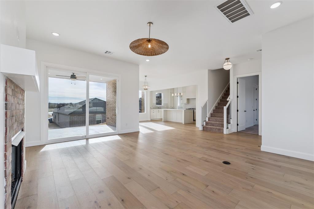 6008 Frankie Lynn Lane