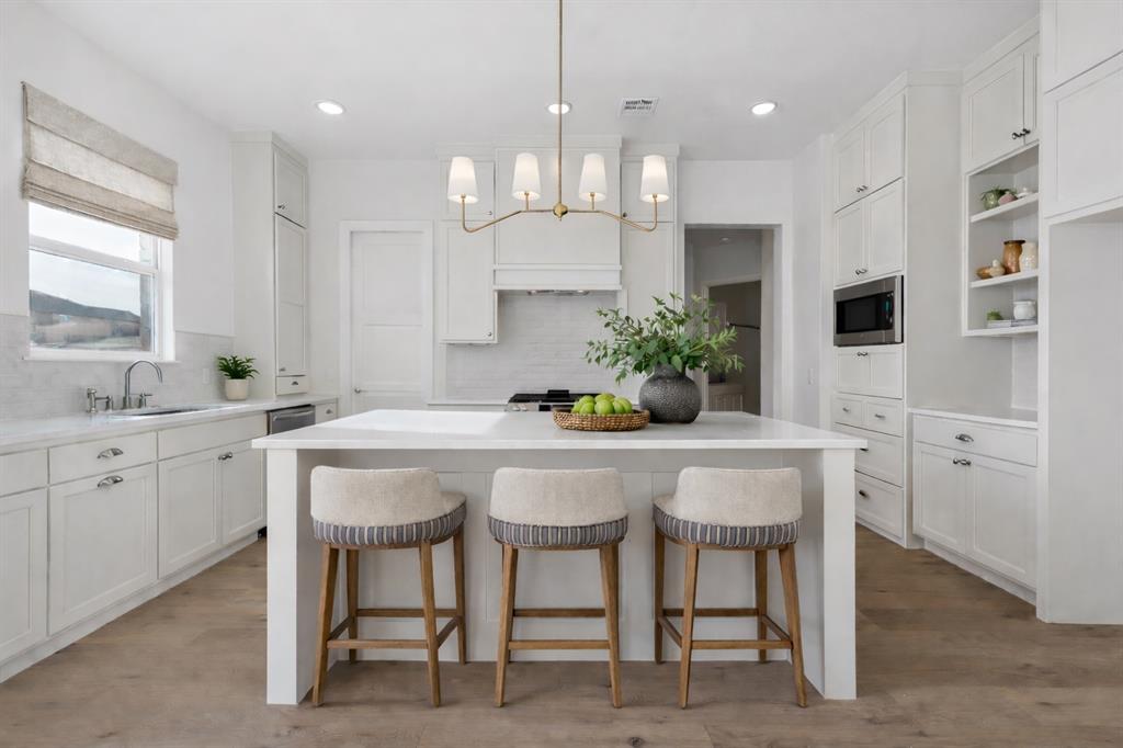 6008 Frankie Lynn Lane