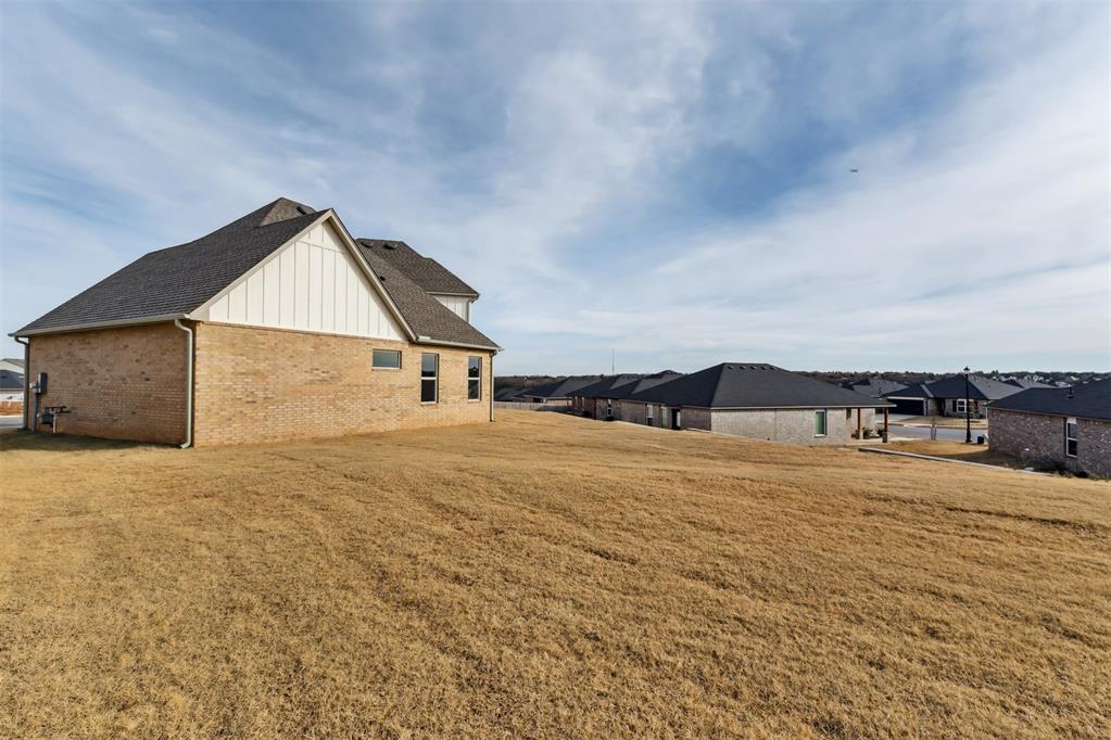 6008 Frankie Lynn Lane