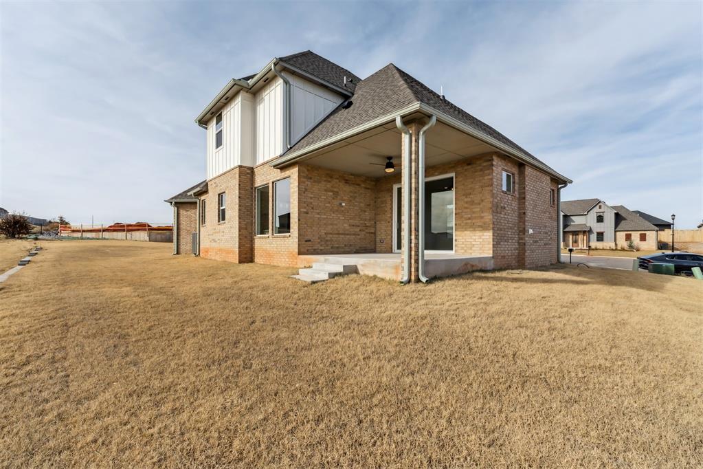 6008 Frankie Lynn Lane