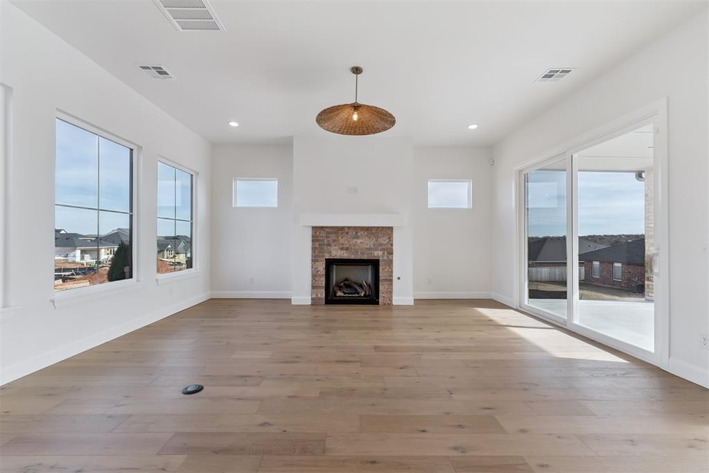 6008 Frankie Lynn Lane