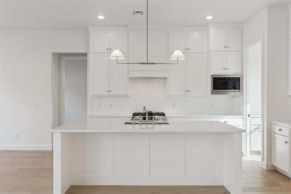 6009 Frankie Lynn Lane