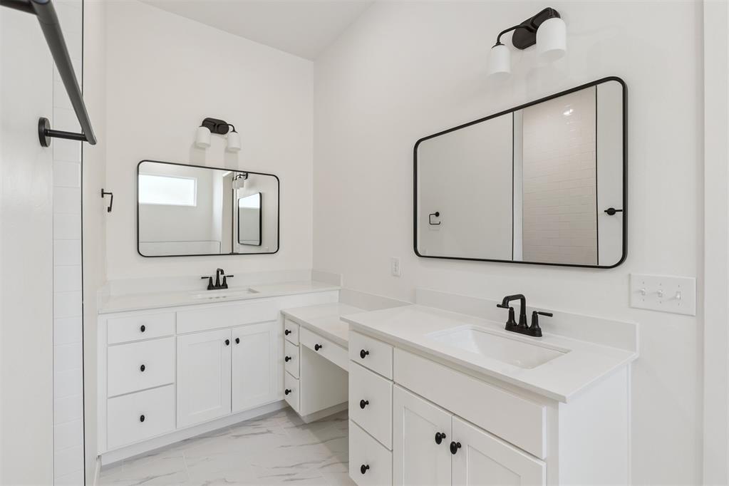 6009 Frankie Lynn Lane